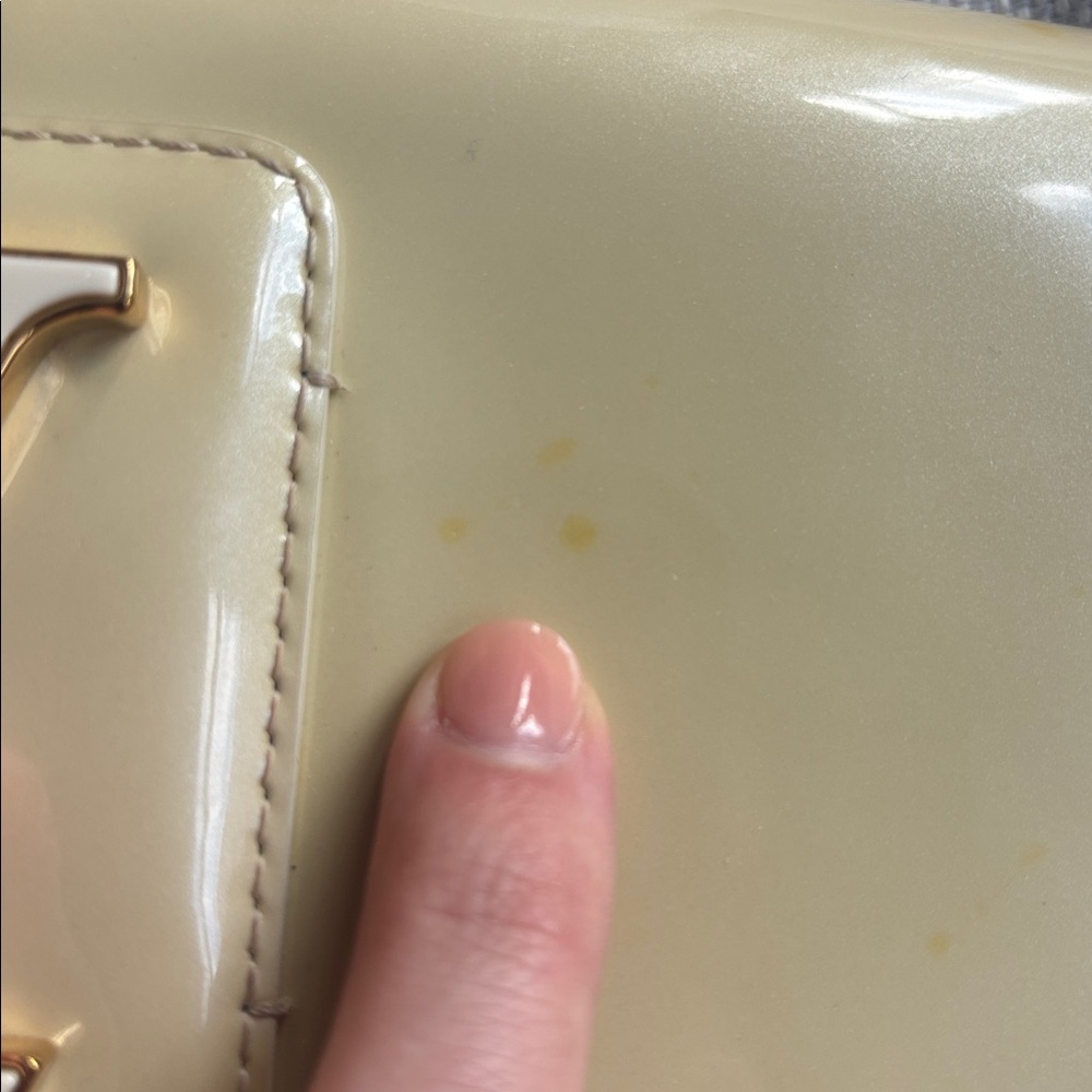 Louis Vuitton Vernis Patent Leather Pochette Sobe Blanc Clutch M93489 - Picture 7 of 16